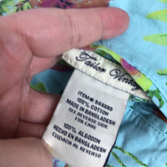 Tailor Vintage reversible aqua to tropical floral. - Picture 6 of 12